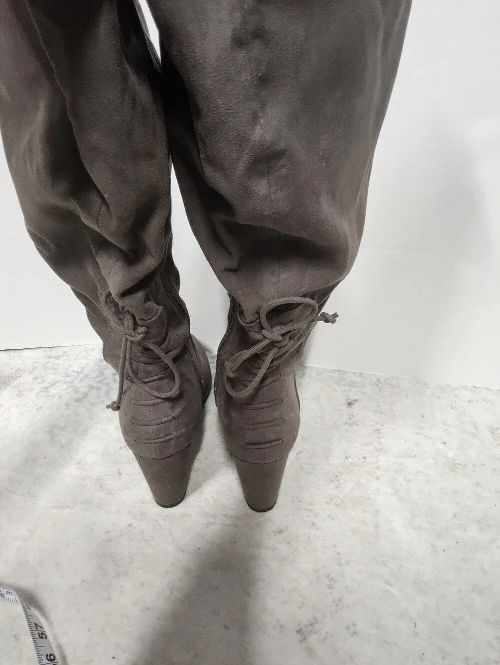 NWOT Journee Collection sz 8.5 Women’s Knee-High Block Heel Boots - Gray Suede